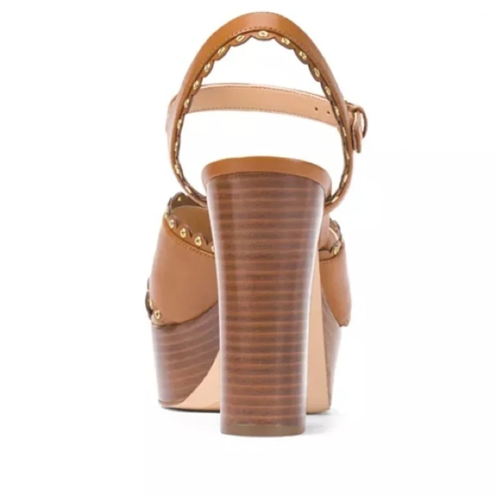 MICHAEL Michael Kors step out